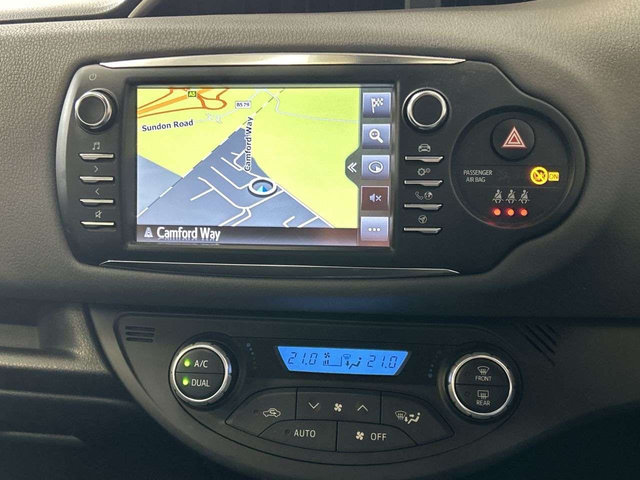 2019 TOYOTA YARIS 2019 TOYOTA YARIS