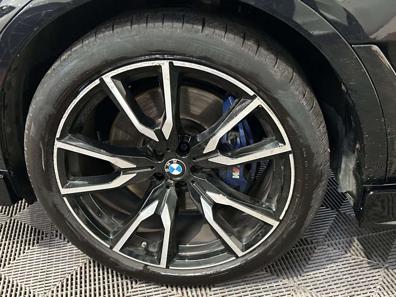 2021 BMW X7 2021 BMW X7