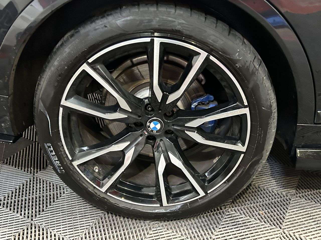 2021 BMW X7 2021 BMW X7