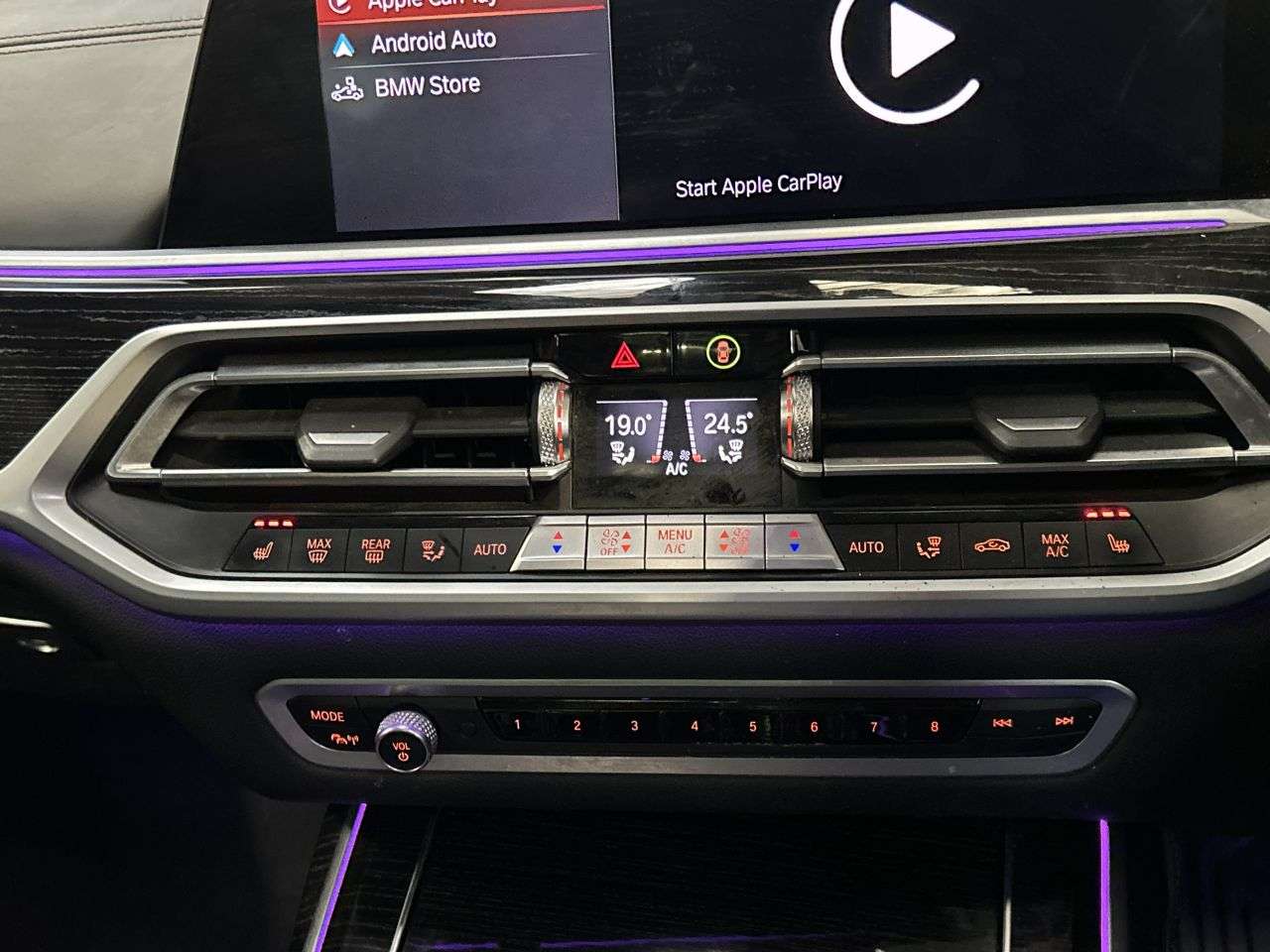 2021 BMW X7 2021 BMW X7