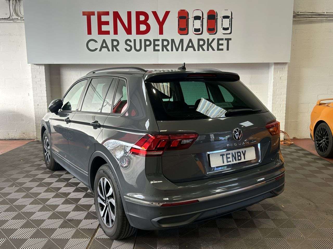 2022 VOLKSWAGEN TIGUAN 2022 VOLKSWAGEN TIGUAN