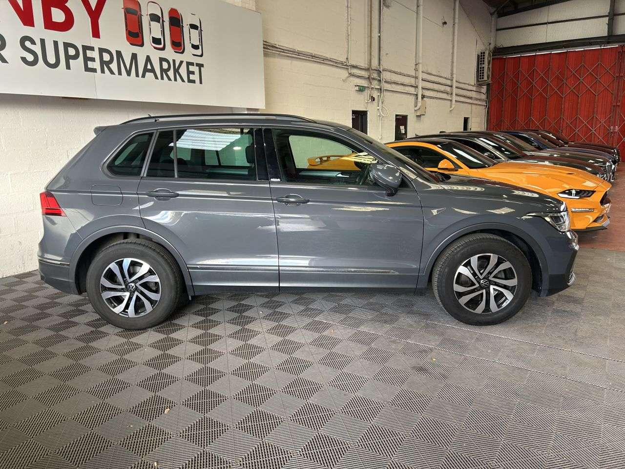 2022 VOLKSWAGEN TIGUAN 2022 VOLKSWAGEN TIGUAN