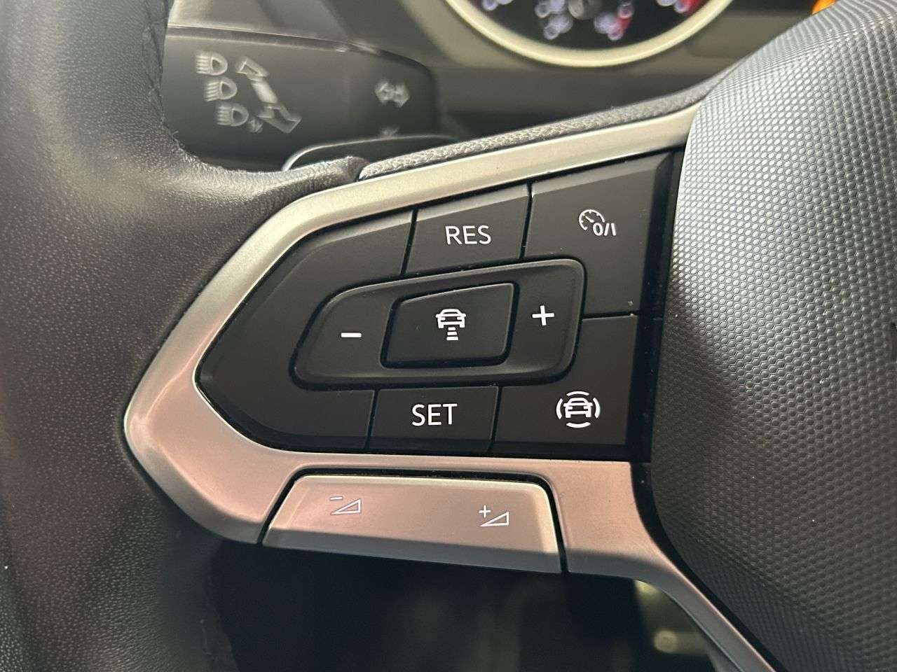 2022 VOLKSWAGEN TIGUAN 2022 VOLKSWAGEN TIGUAN