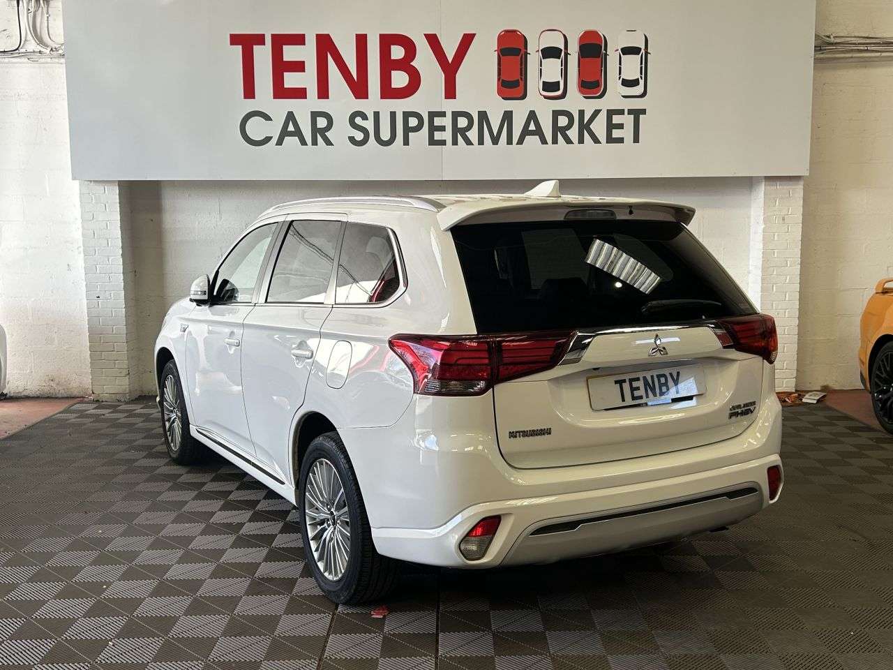 2019 MITSUBISHI OUTLANDER 2019 MITSUBISHI OUTLANDER