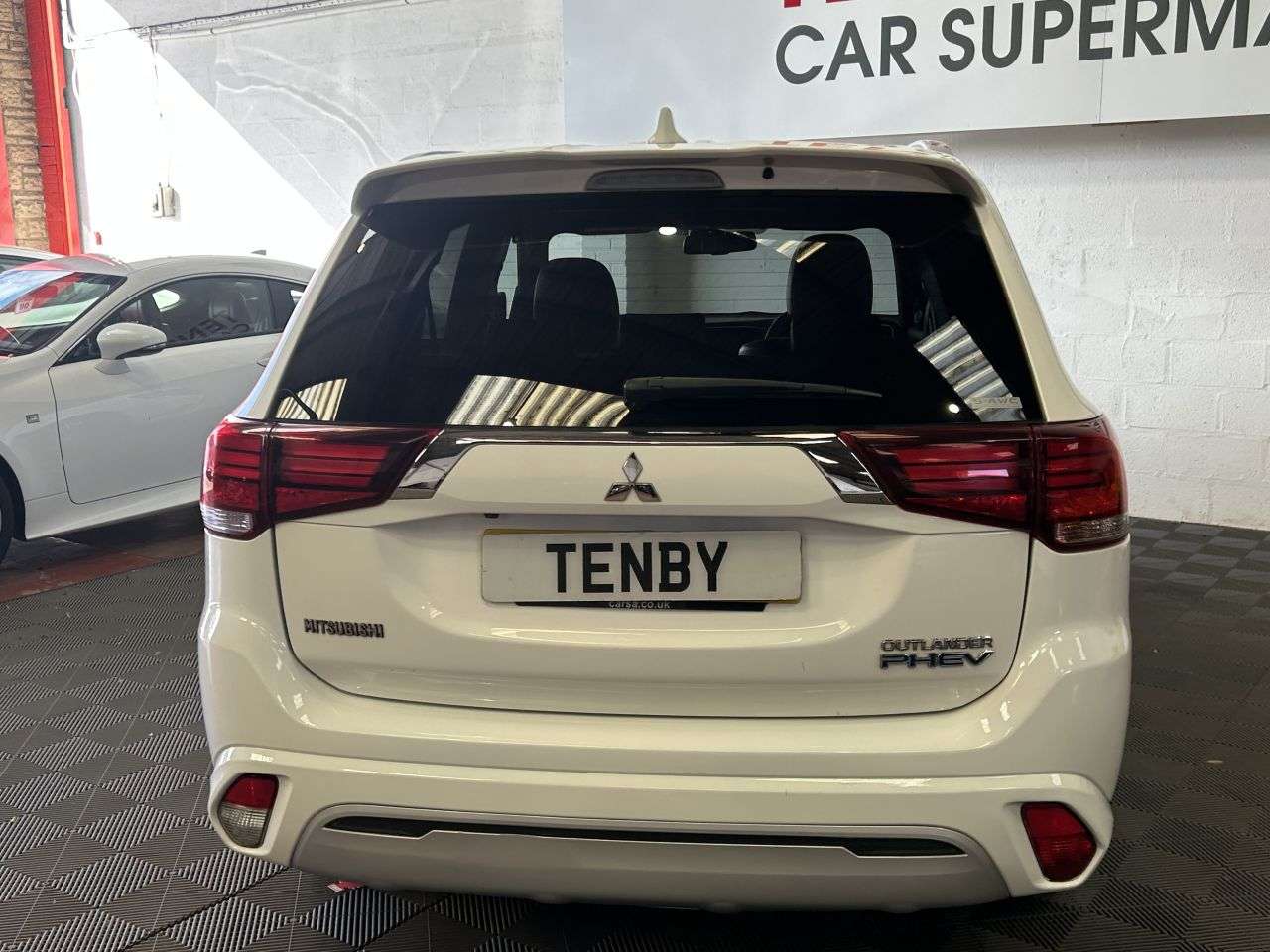 2019 MITSUBISHI OUTLANDER 2019 MITSUBISHI OUTLANDER