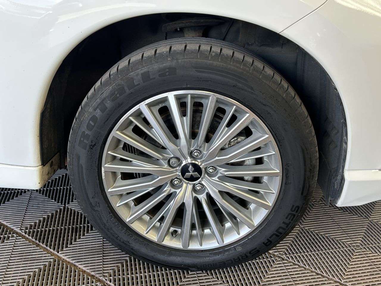 2019 MITSUBISHI OUTLANDER 2019 MITSUBISHI OUTLANDER