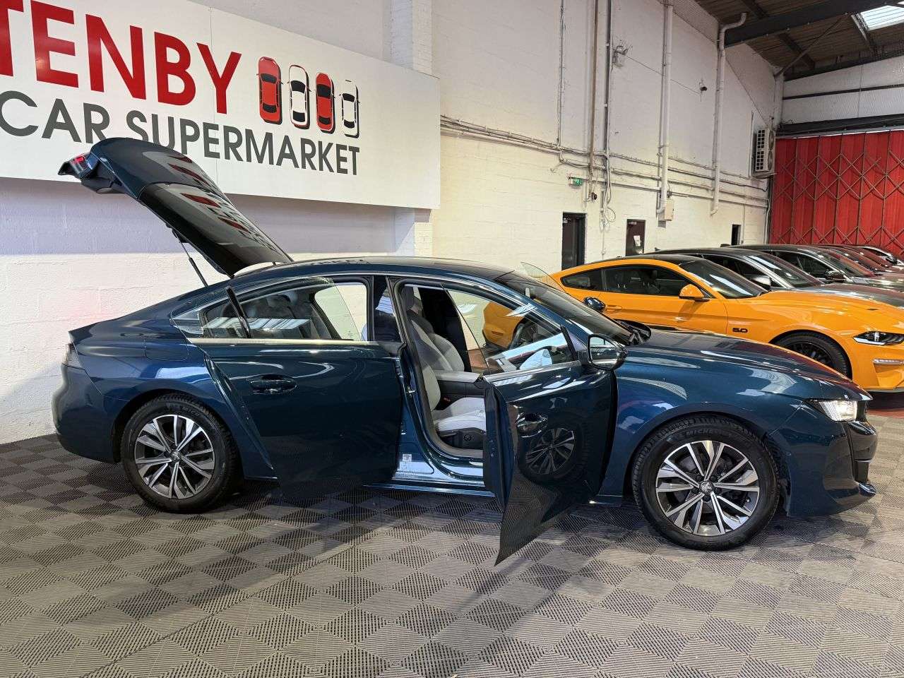 2020 PEUGEOT 508 2020 PEUGEOT 508