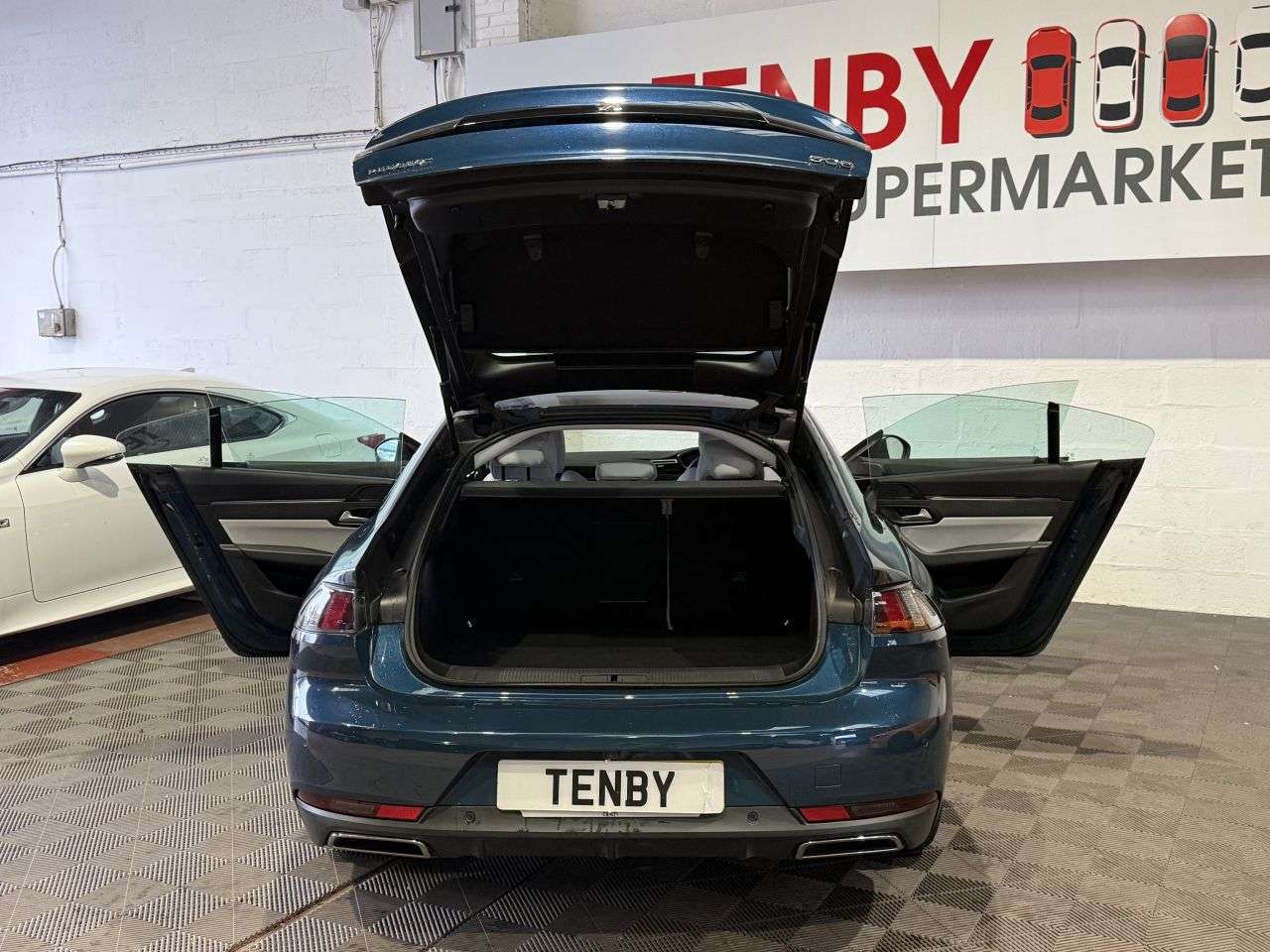 2020 PEUGEOT 508 2020 PEUGEOT 508