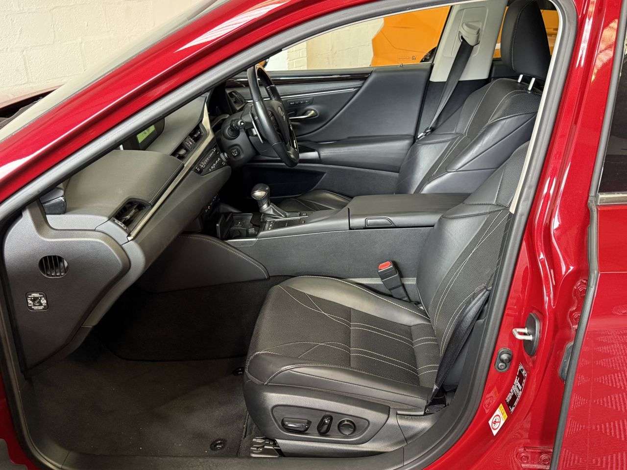 2019 LEXUS ES 2019 LEXUS ES