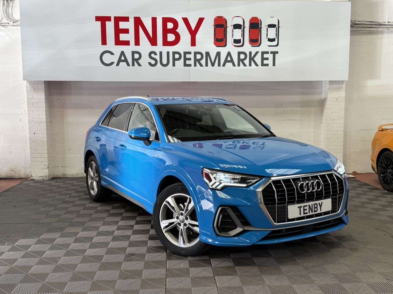 2019 AUDI Q3 2019 AUDI Q3