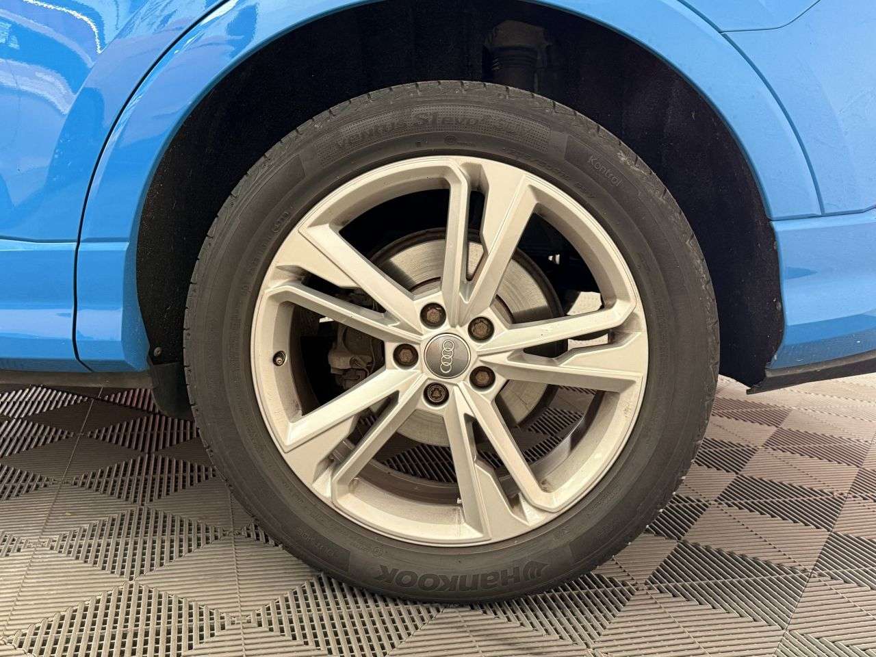 2019 AUDI Q3 2019 AUDI Q3