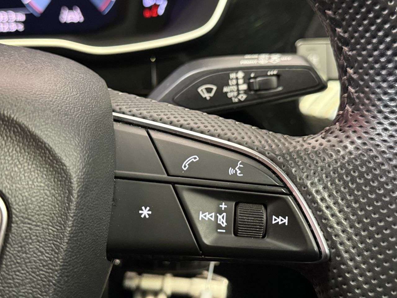 2019 AUDI Q3 2019 AUDI Q3