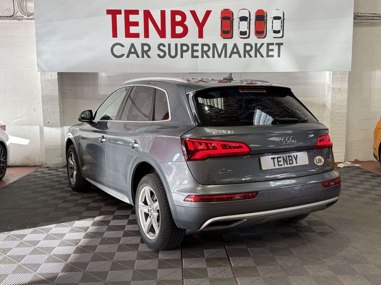 2018 AUDI Q5 2018 AUDI Q5