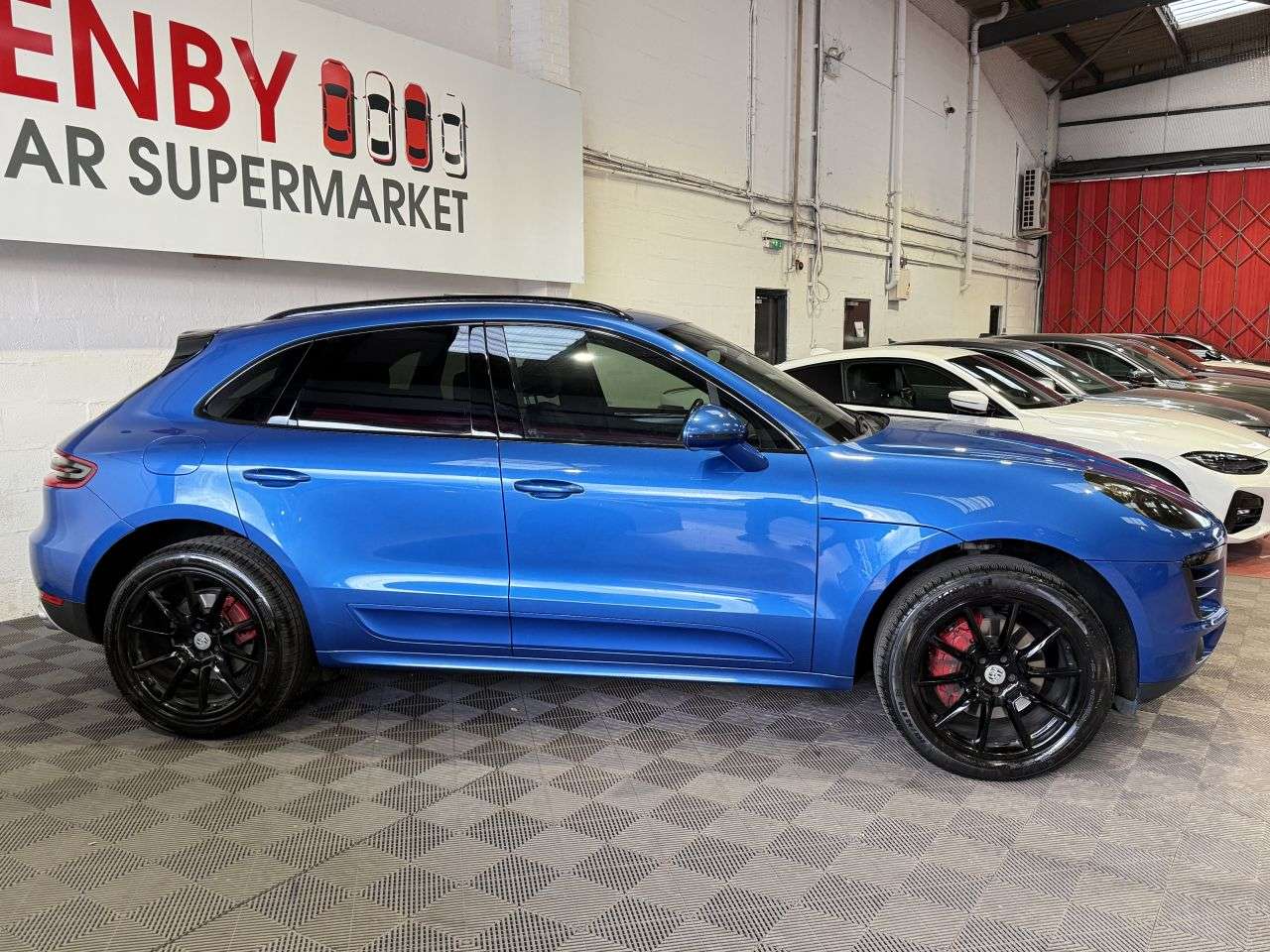 2016 PORSCHE MACAN 2016 PORSCHE MACAN