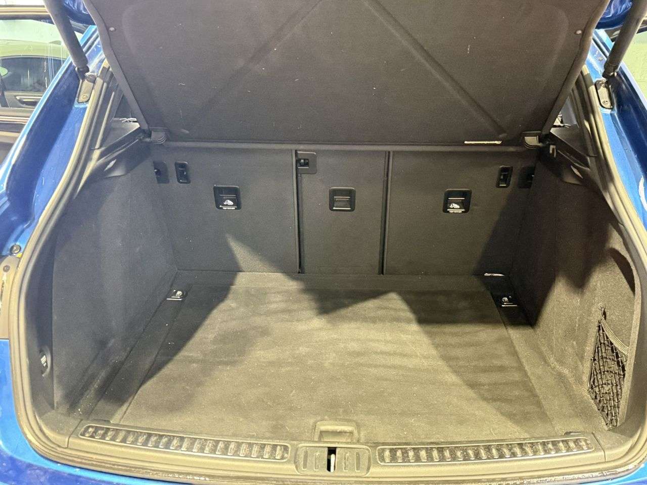 2016 PORSCHE MACAN 2016 PORSCHE MACAN