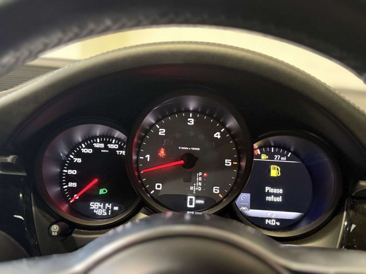 2016 PORSCHE MACAN 2016 PORSCHE MACAN