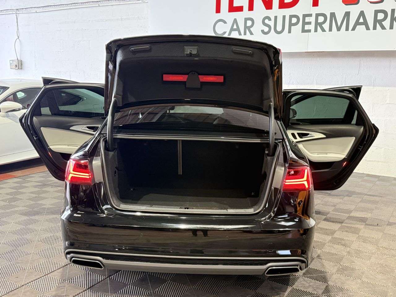 2015 AUDI A6 SALOON 2015 AUDI A6 SALOON