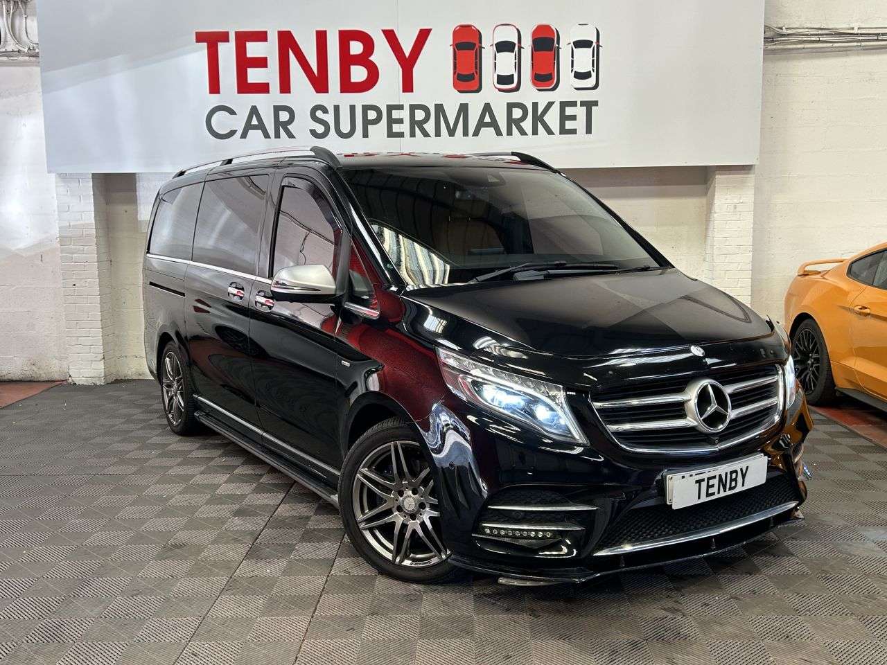 A 2017 MERCEDES-BENZ V-CLASS 2.2 V250d AMG Line MPV 5dr Diesel G-Tronic+ Euro 6 (s/s) 8 Seat LWB (190 ps A 2017 MERCEDES-BENZ V-CLASS 2.2 V250d AMG Line MPV 5dr Diesel G-Tronic+ Euro 6 (s/s) 8 Seat LWB (190 ps