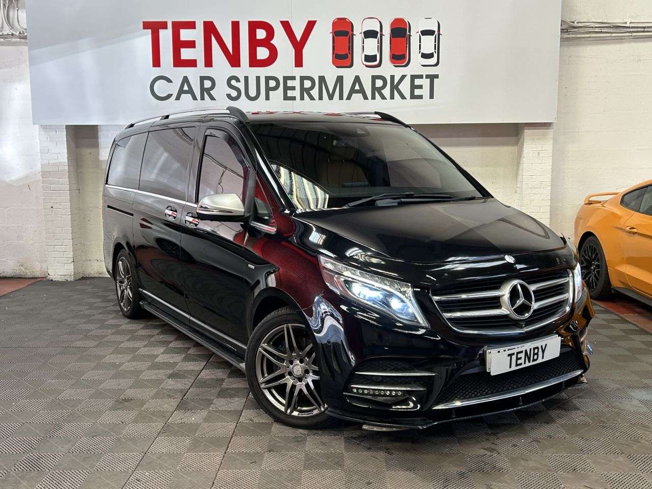 A 2017 MERCEDES-BENZ V-CLASS 2.2 V250d AMG Line MPV 5dr Diesel G-Tronic+ Euro 6 (s/s) 8 Seat LWB (190 ps A 2017 MERCEDES-BENZ V-CLASS 2.2 V250d AMG Line MPV 5dr Diesel G-Tronic+ Euro 6 (s/s) 8 Seat LWB (190 ps