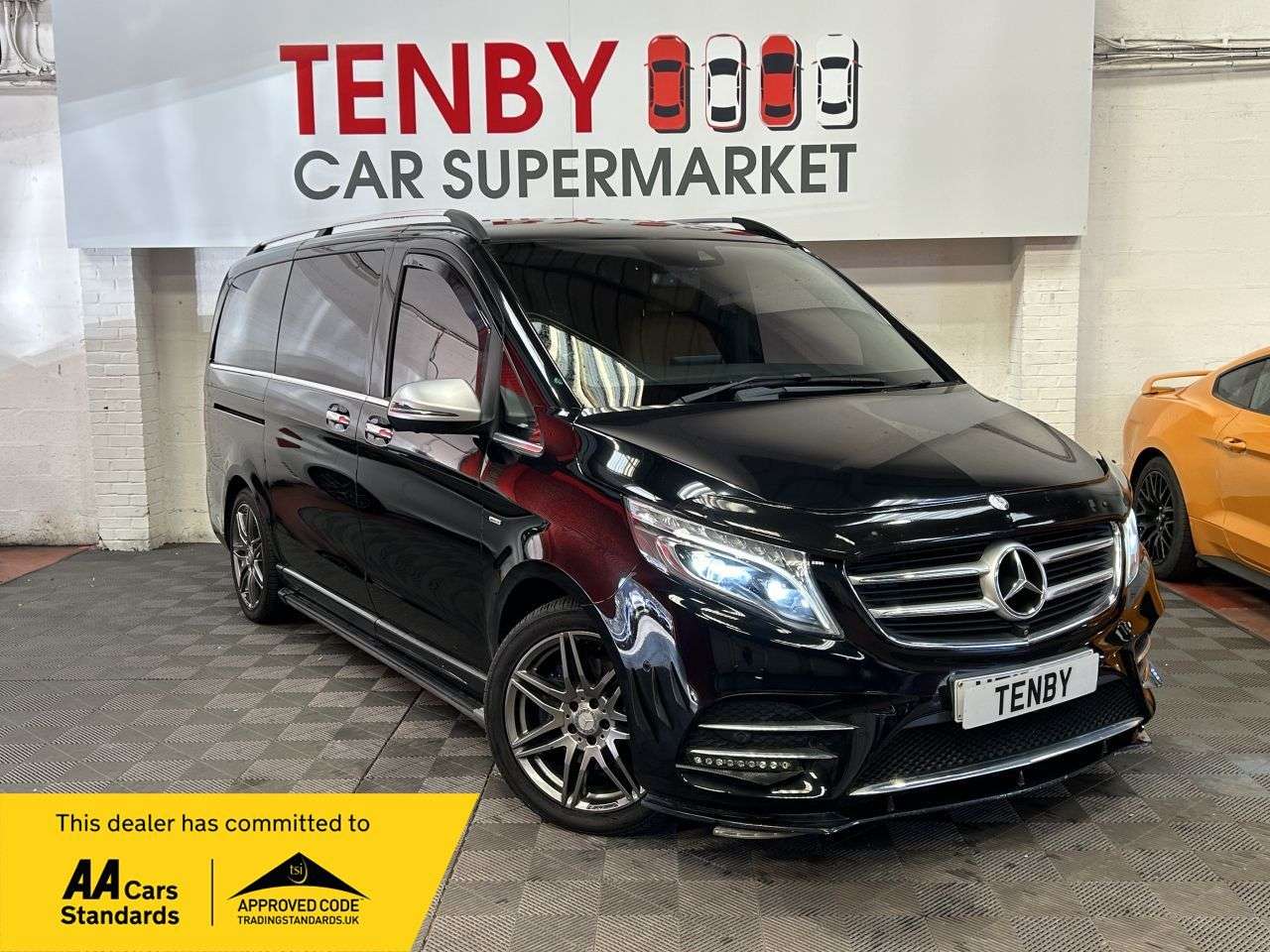A 2017 MERCEDES-BENZ V-CLASS 2.2 V250d AMG Line MPV 5dr Diesel G-Tronic+ Euro 6 (s/s) 8 Seat LWB (190 ps A 2017 MERCEDES-BENZ V-CLASS 2.2 V250d AMG Line MPV 5dr Diesel G-Tronic+ Euro 6 (s/s) 8 Seat LWB (190 ps