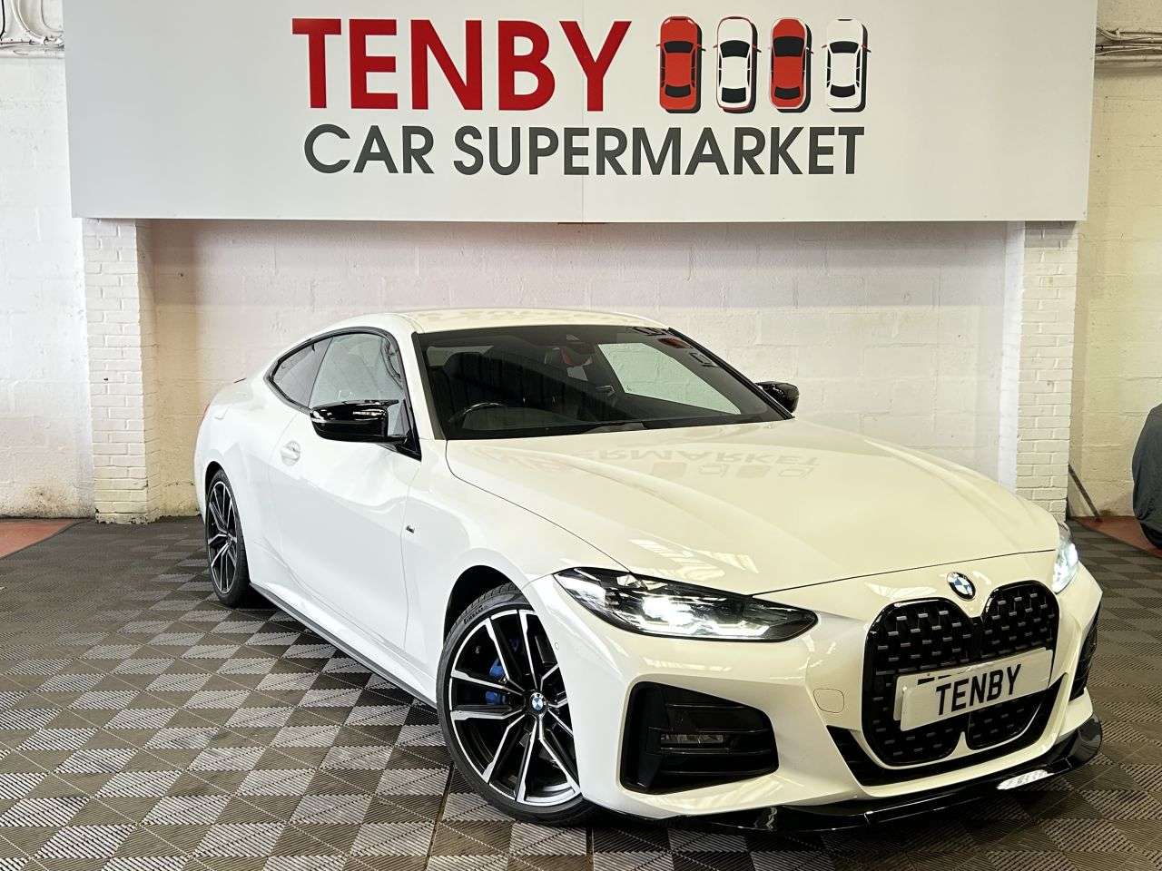 A 2022 BMW 4 SERIES 3.0 430d MHT M Sport Coupe 2dr Diesel Hybrid Auto xDrive Euro 6 (s/s) (286 A 2022 BMW 4 SERIES 3.0 430d MHT M Sport Coupe 2dr Diesel Hybrid Auto xDrive Euro 6 (s/s) (286
