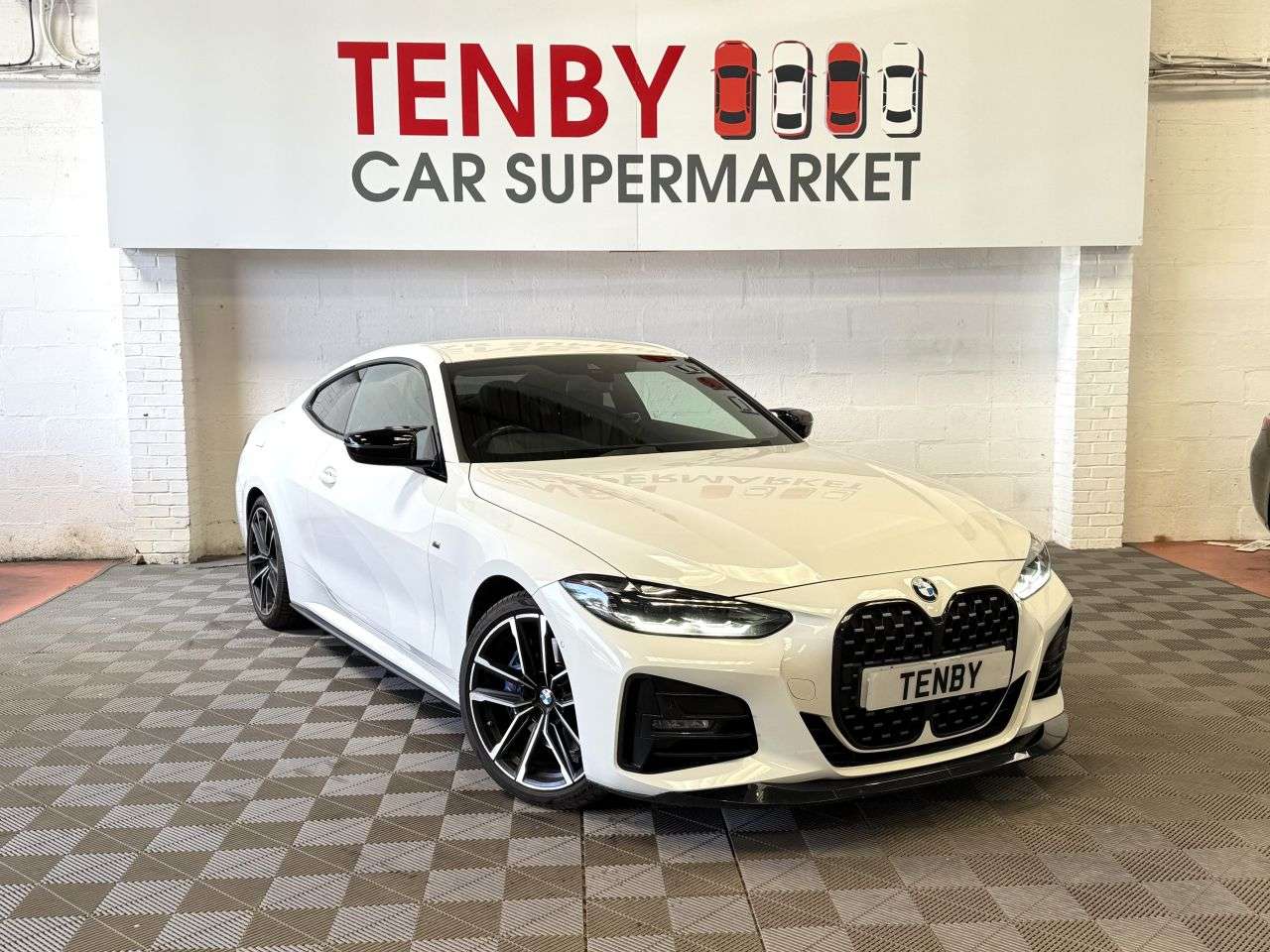 A 2022 BMW 4 SERIES 3.0 430d MHT M Sport Coupe 2dr Diesel Hybrid Auto xDrive Euro 6 (s/s) (286 A 2022 BMW 4 SERIES 3.0 430d MHT M Sport Coupe 2dr Diesel Hybrid Auto xDrive Euro 6 (s/s) (286