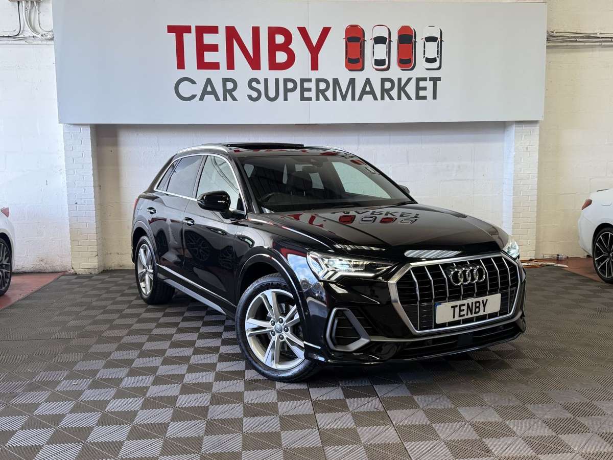 Check out this Audi Q3 2019 Petrol Automatic
