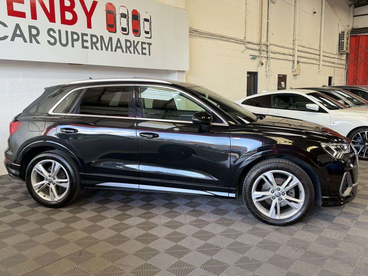 2019 AUDI Q3 2019 AUDI Q3