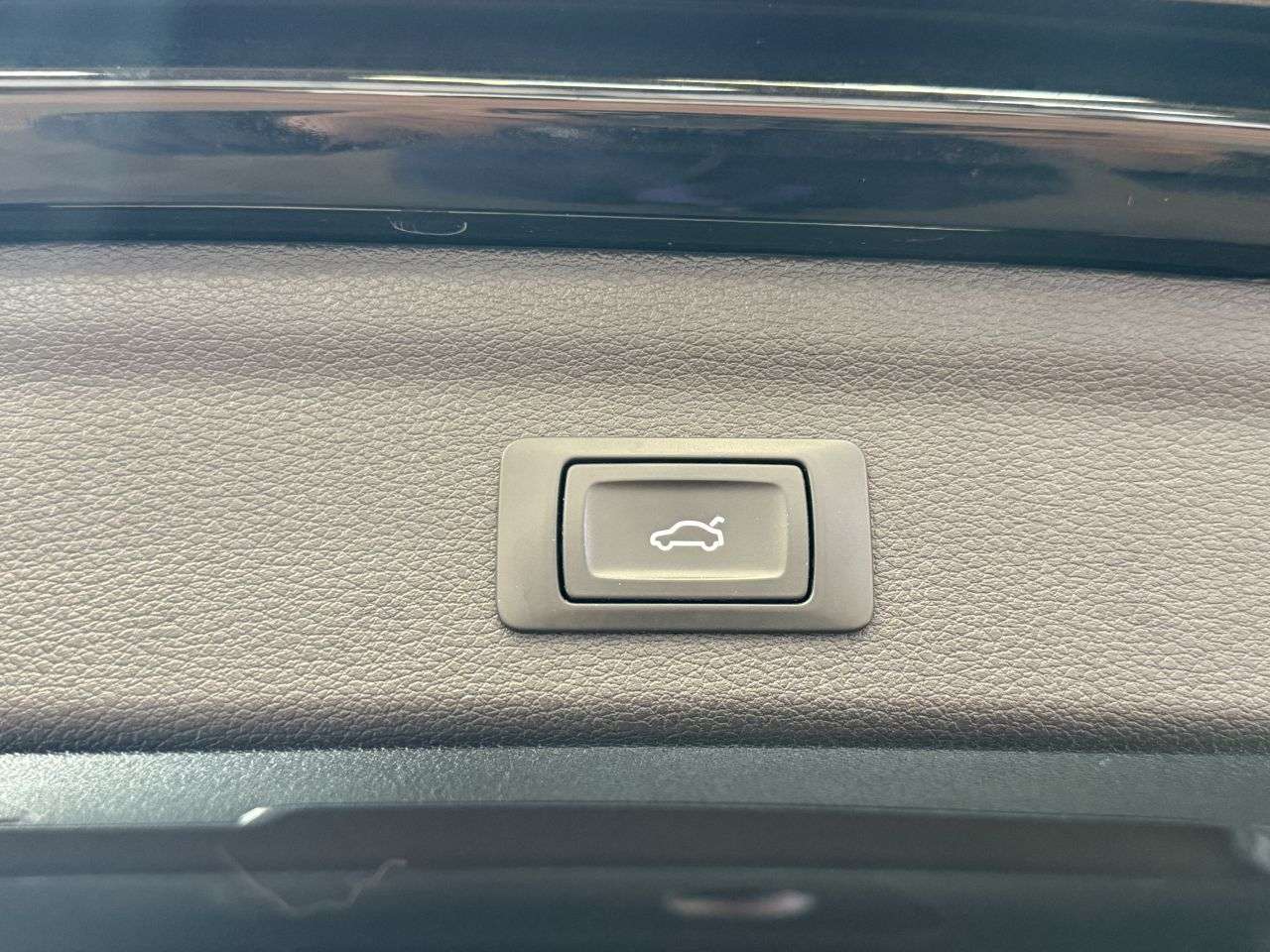 2019 AUDI Q3 2019 AUDI Q3