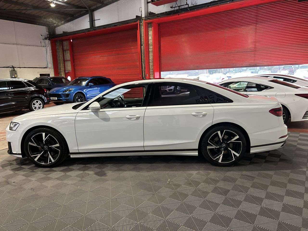2021 AUDI A8 2021 AUDI A8