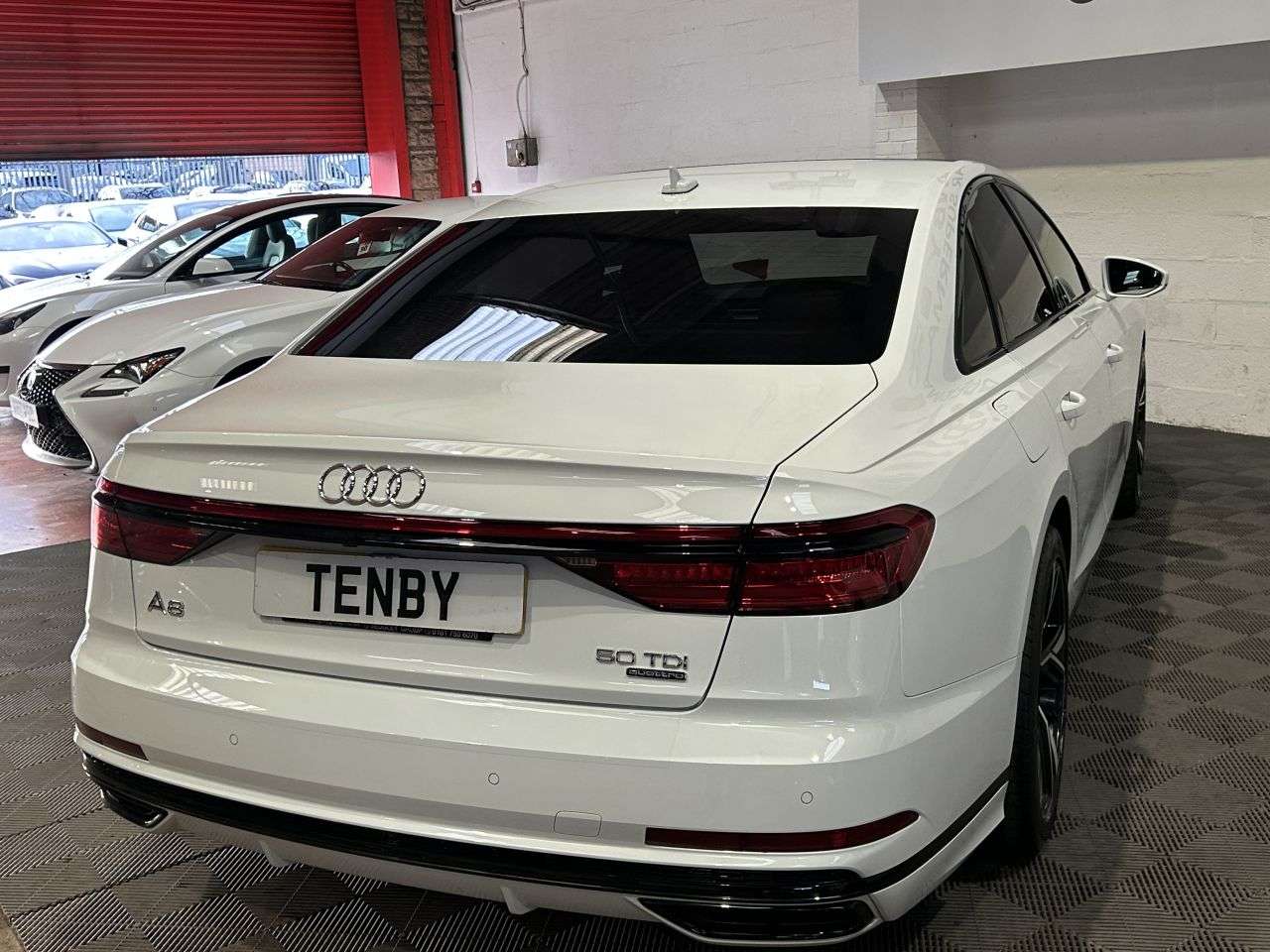 2021 AUDI A8 2021 AUDI A8