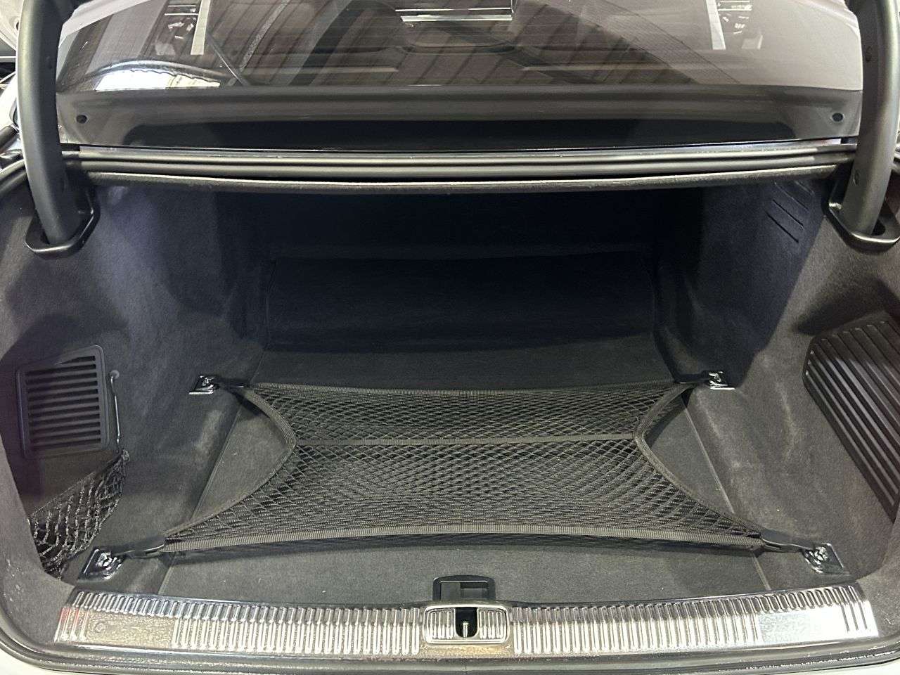 2021 AUDI A8 2021 AUDI A8