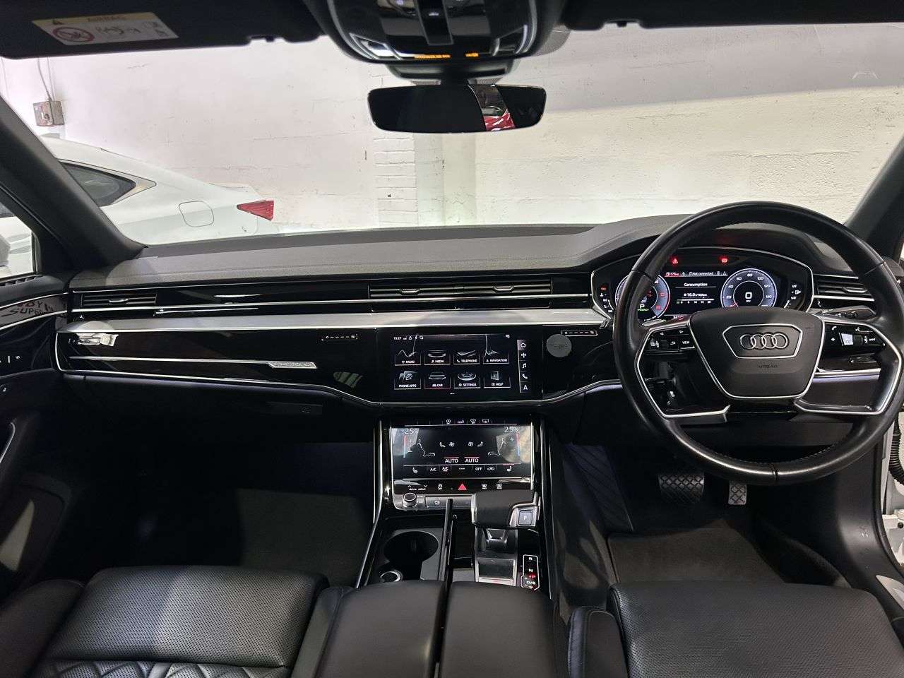 2021 AUDI A8 2021 AUDI A8