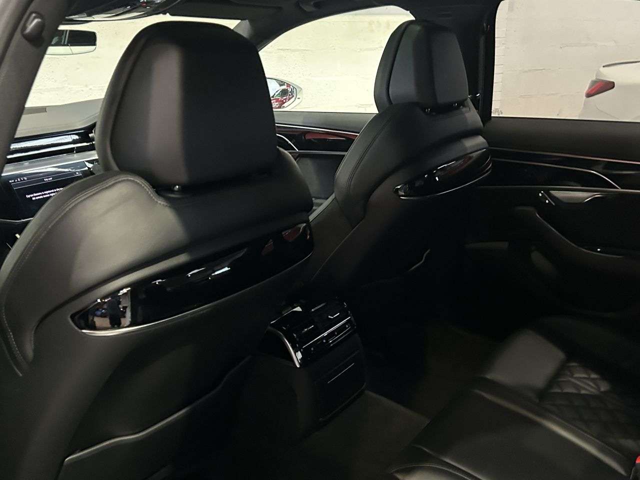 2021 AUDI A8 2021 AUDI A8