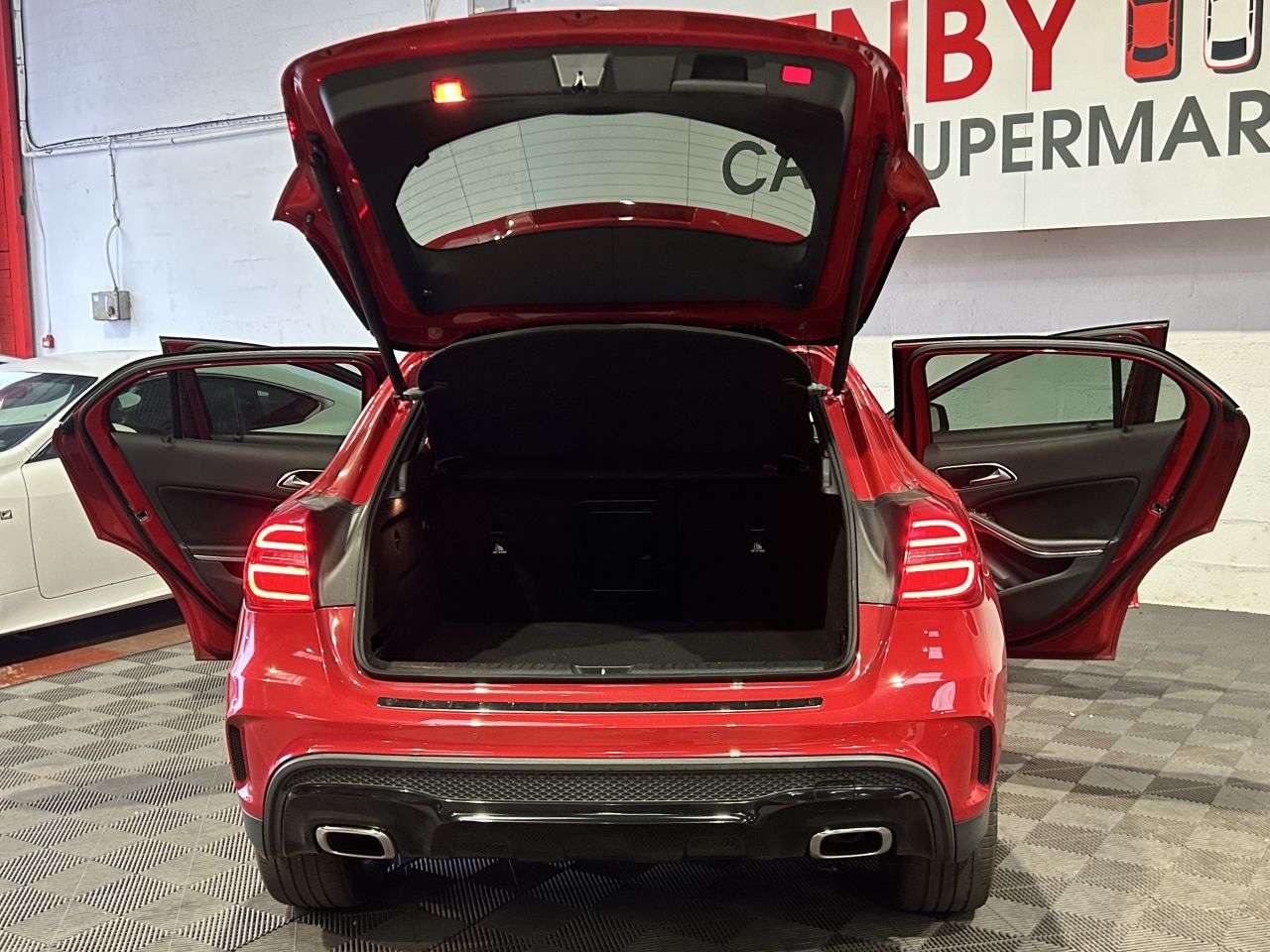 2016 MERCEDES-BENZ GLA 2016 MERCEDES-BENZ GLA