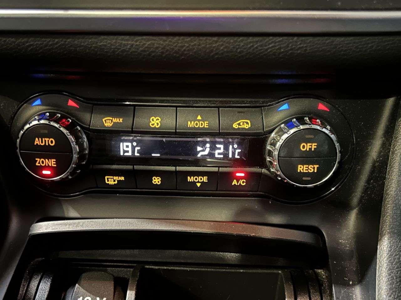 2016 MERCEDES-BENZ GLA 2016 MERCEDES-BENZ GLA