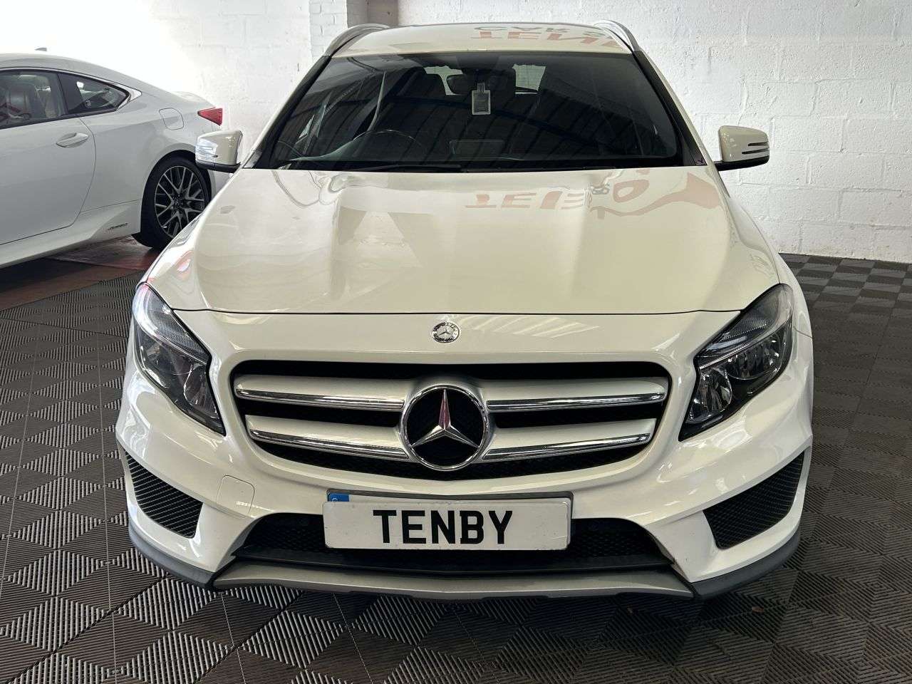 A 2015 MERCEDES-BENZ GLA 2.1 GLA200 CDI AMG Line SUV 5dr Diesel 7G-DCT Euro 6 (s/s) (136 ps) A 2015 MERCEDES-BENZ GLA 2.1 GLA200 CDI AMG Line SUV 5dr Diesel 7G-DCT Euro 6 (s/s) (136 ps)