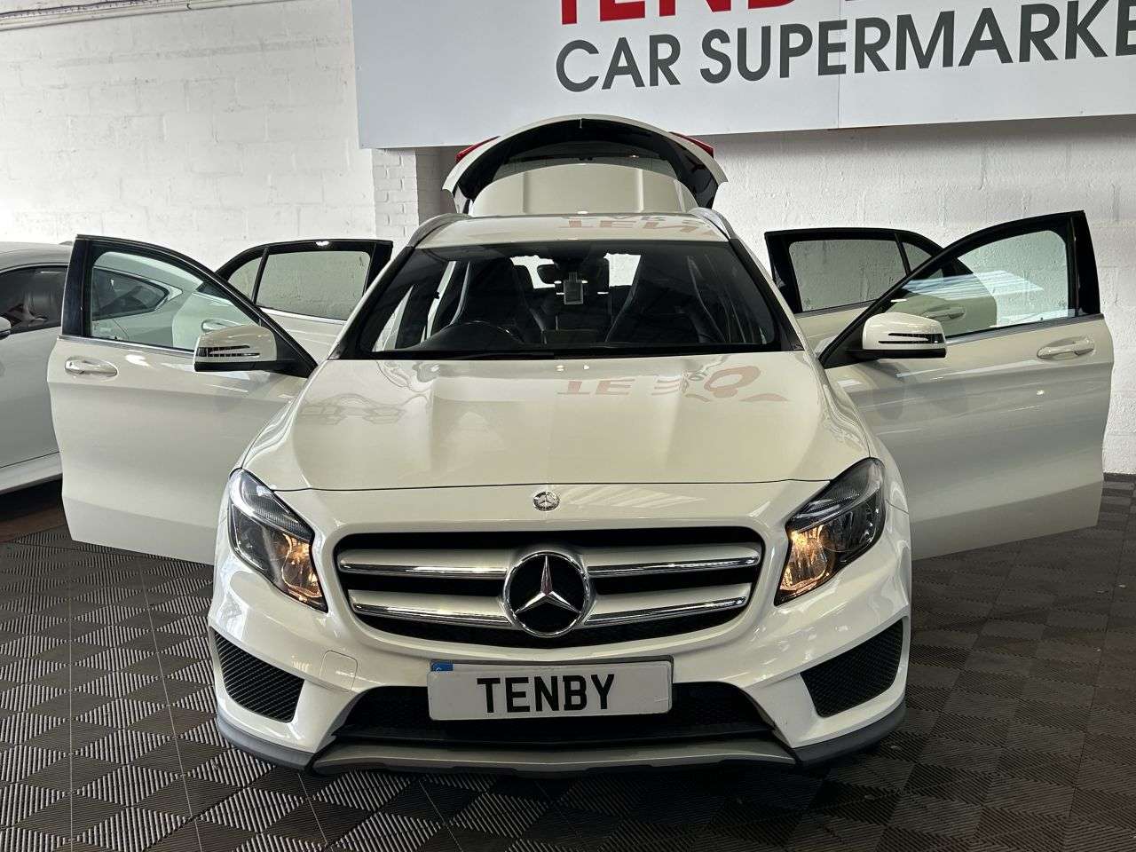 2015 MERCEDES-BENZ GLA 2015 MERCEDES-BENZ GLA