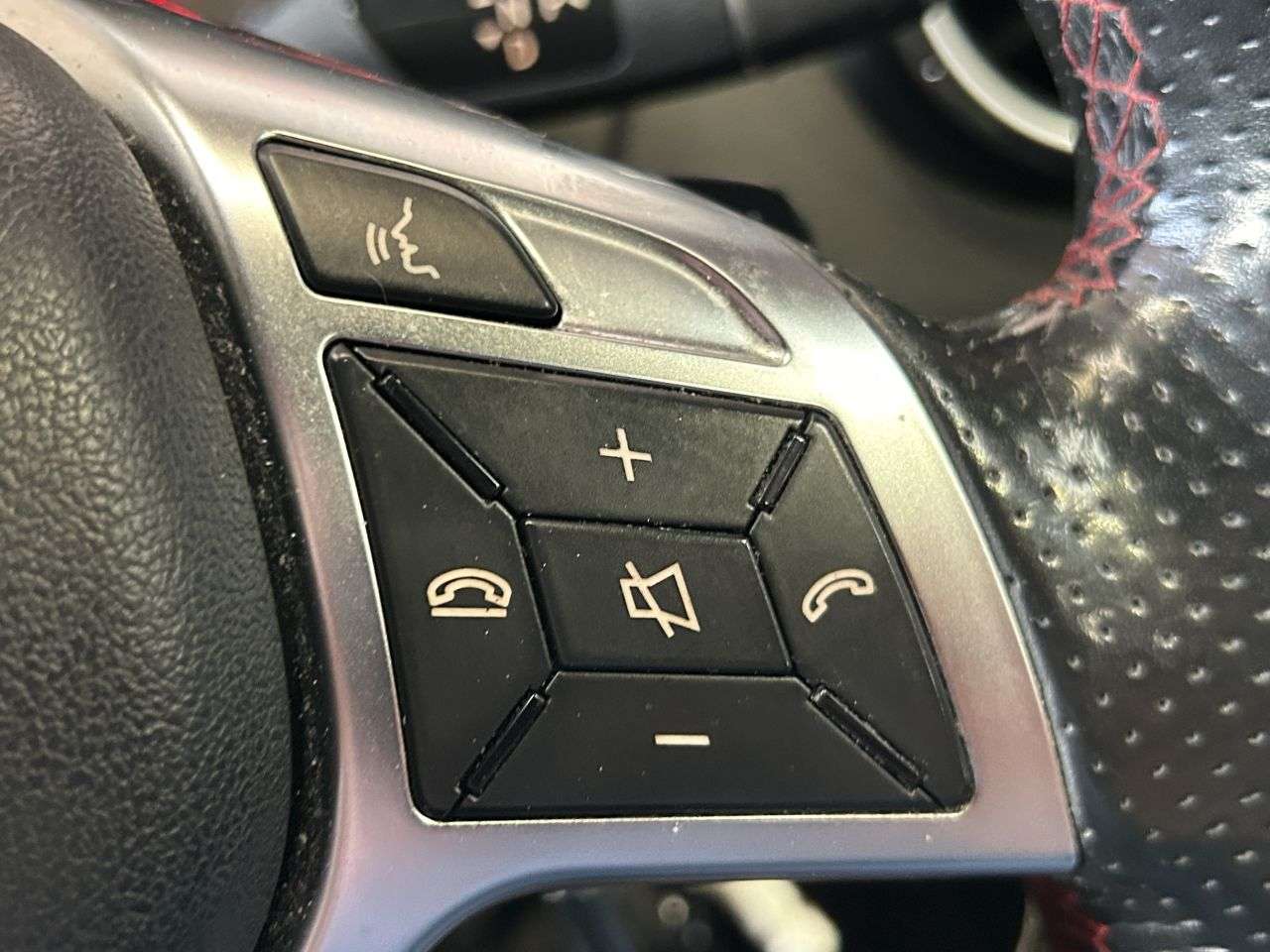2015 MERCEDES-BENZ GLA 2015 MERCEDES-BENZ GLA