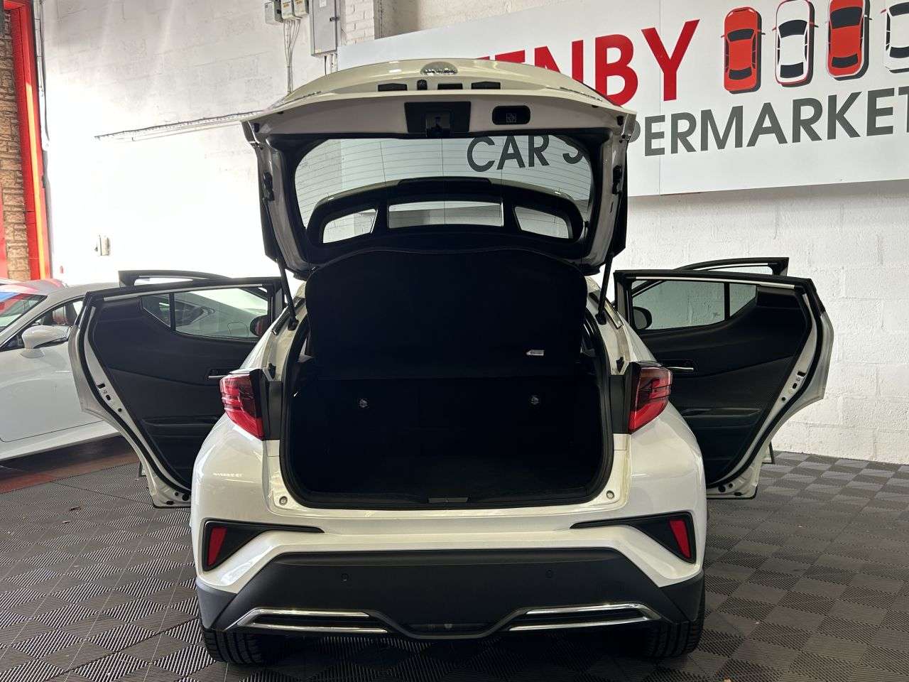 2020 TOYOTA C-HR 2020 TOYOTA C-HR