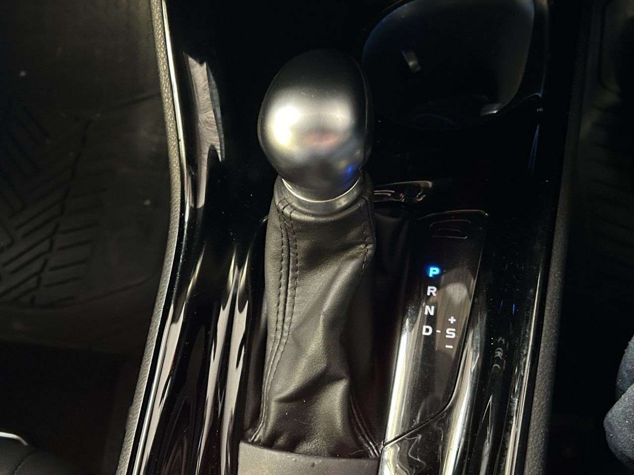 2020 TOYOTA C-HR 2020 TOYOTA C-HR