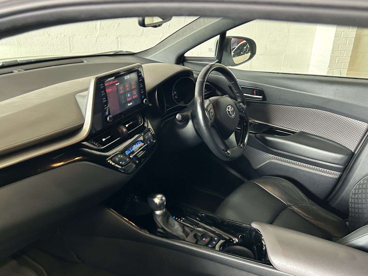 2020 TOYOTA C-HR 2020 TOYOTA C-HR