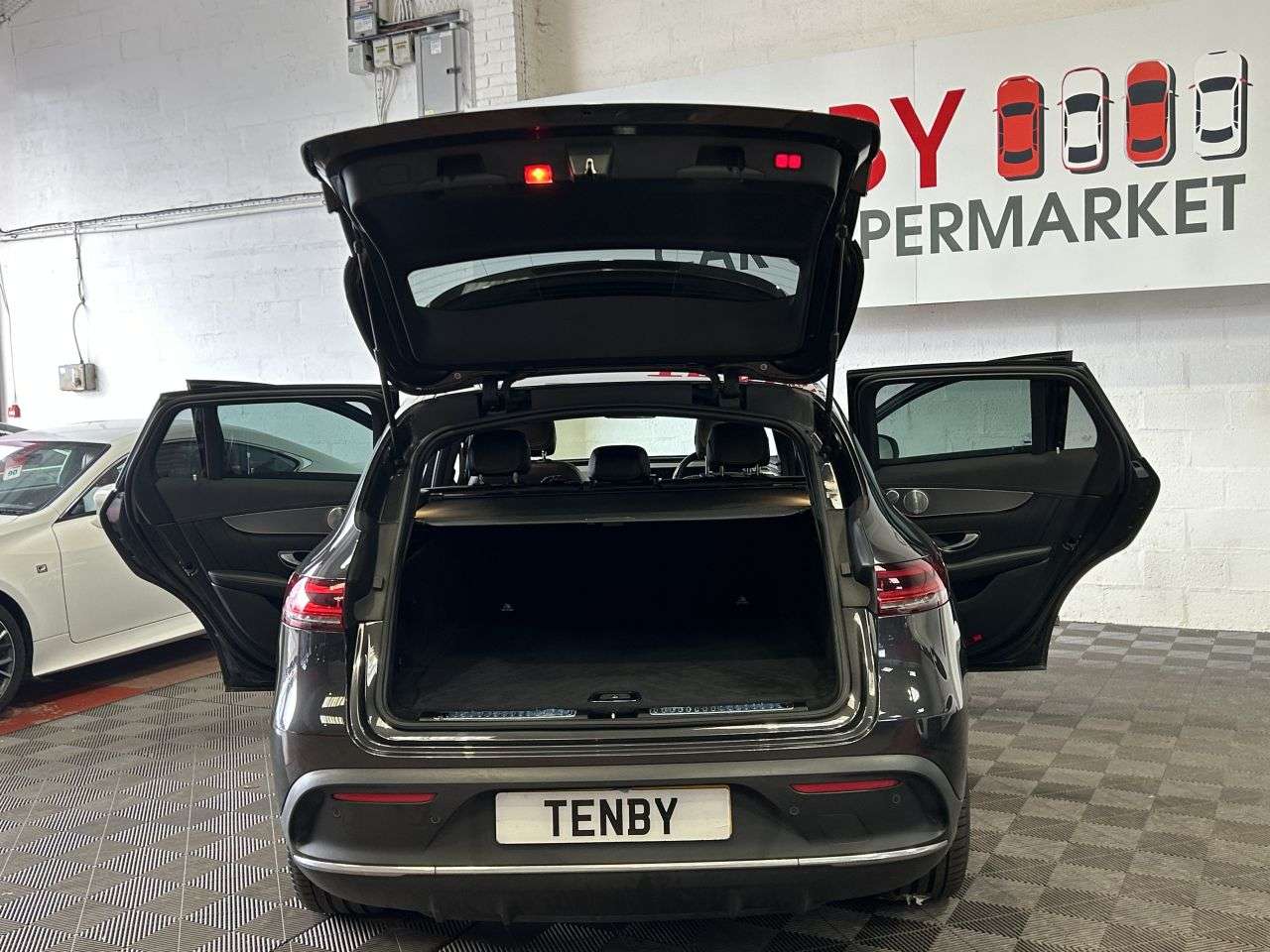 2020 MERCEDES-BENZ EQC 2020 MERCEDES-BENZ EQC