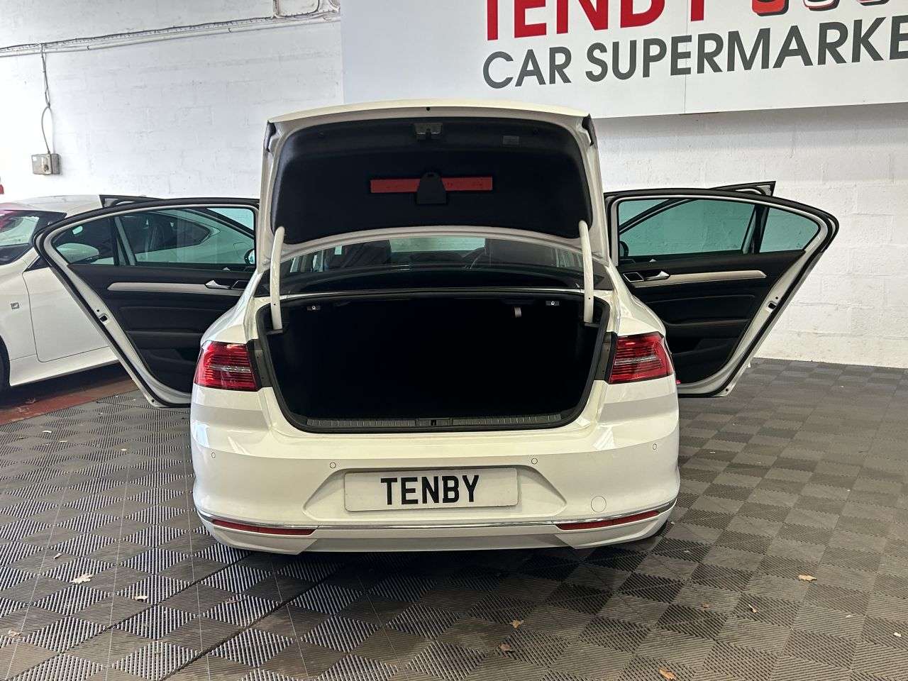 2019 VOLKSWAGEN PASSAT 2019 VOLKSWAGEN PASSAT