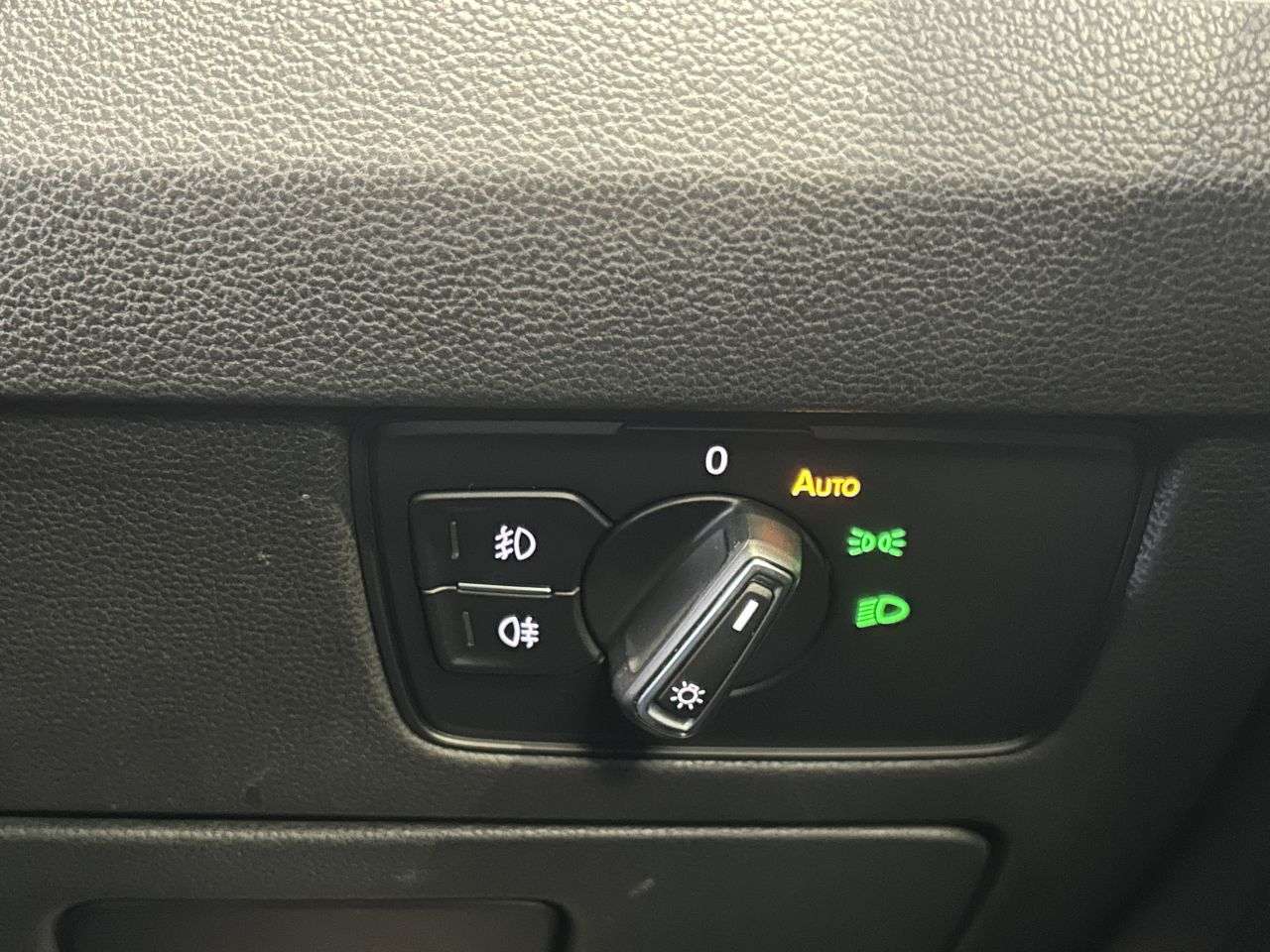 2019 VOLKSWAGEN PASSAT 2019 VOLKSWAGEN PASSAT