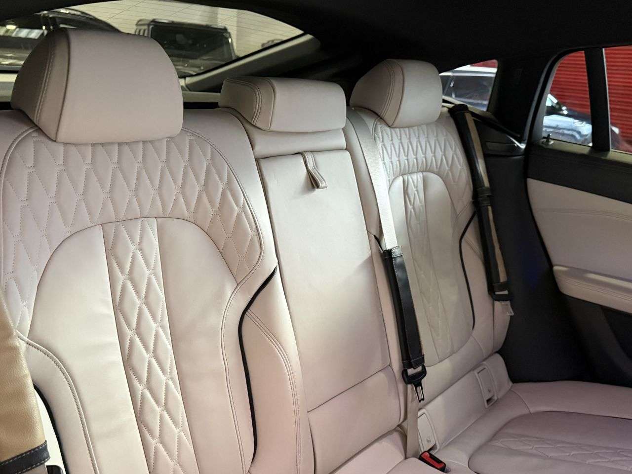 2019 BMW X6 2019 BMW X6