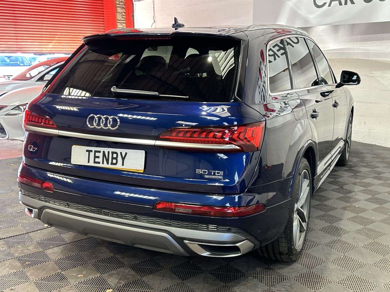 2020 AUDI Q7 2020 AUDI Q7