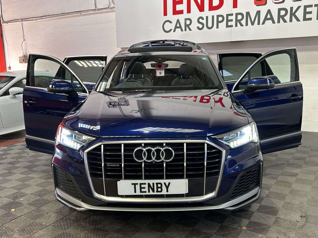 2020 AUDI Q7 2020 AUDI Q7