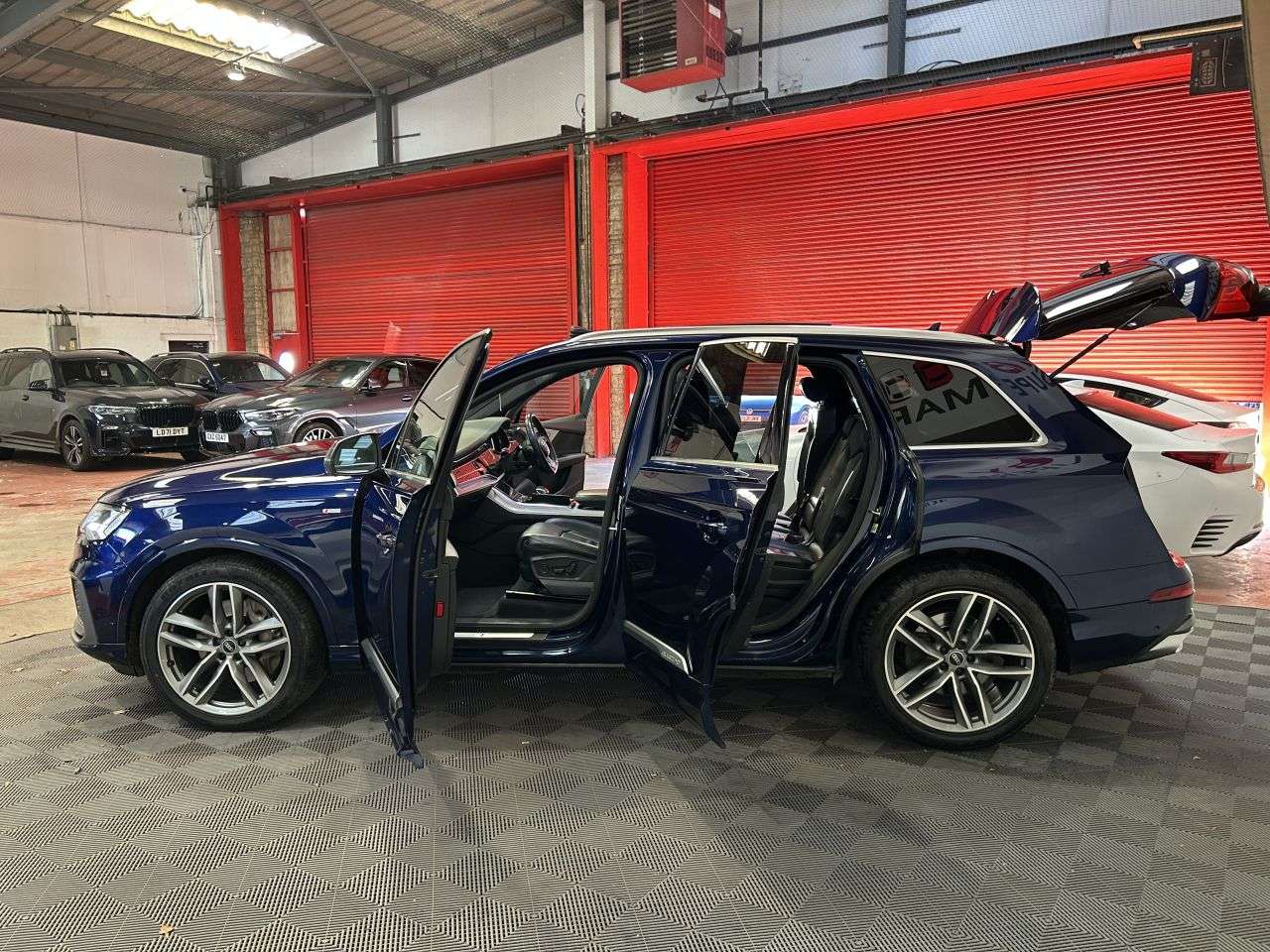 2020 AUDI Q7 2020 AUDI Q7