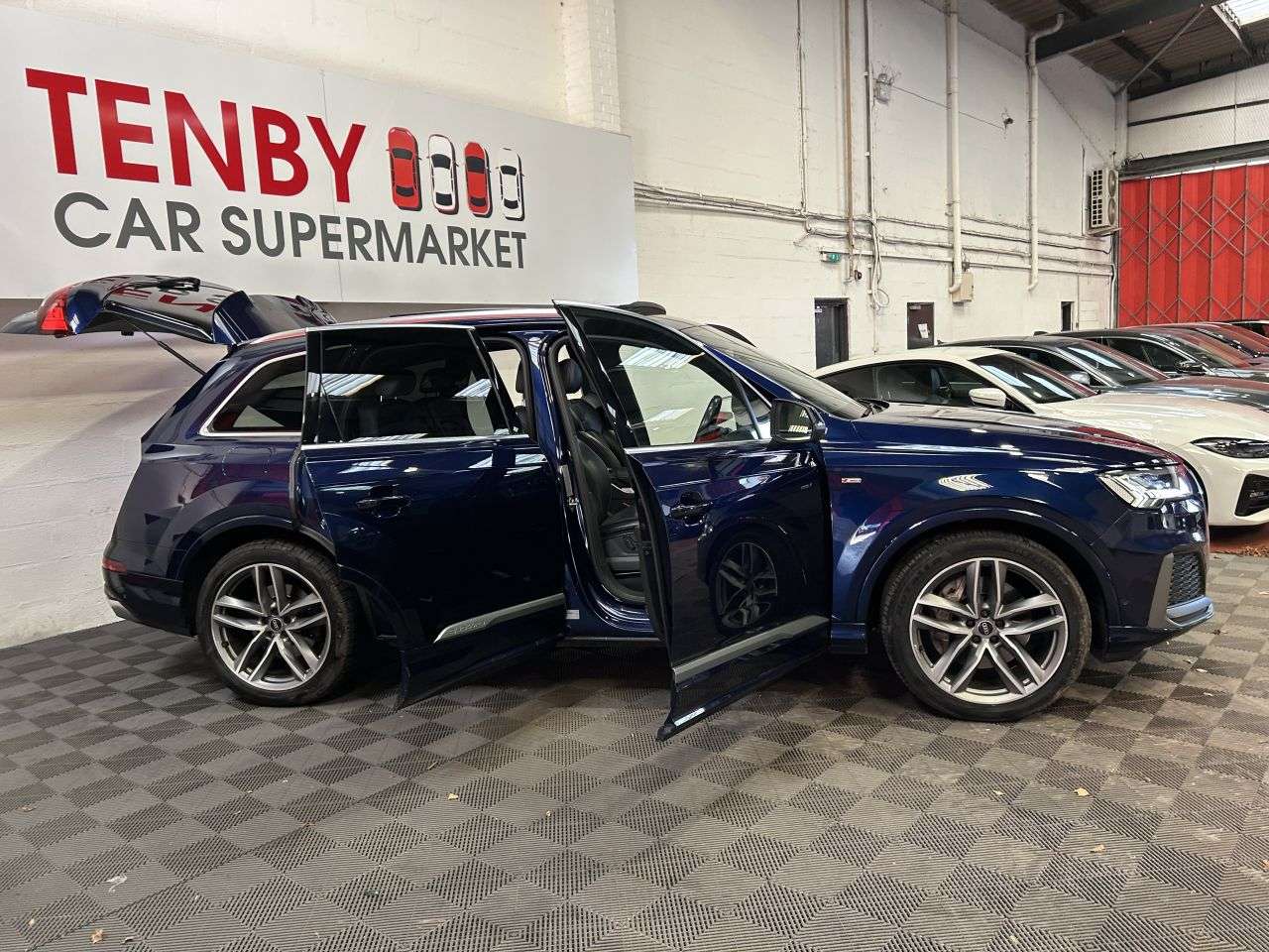 2020 AUDI Q7 2020 AUDI Q7